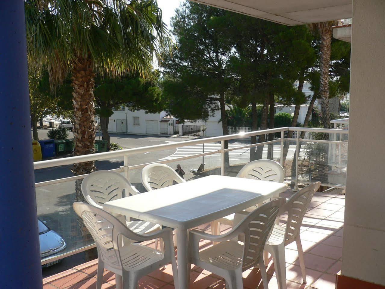 Apartahotel Rvhotels Port Canigó Rosas