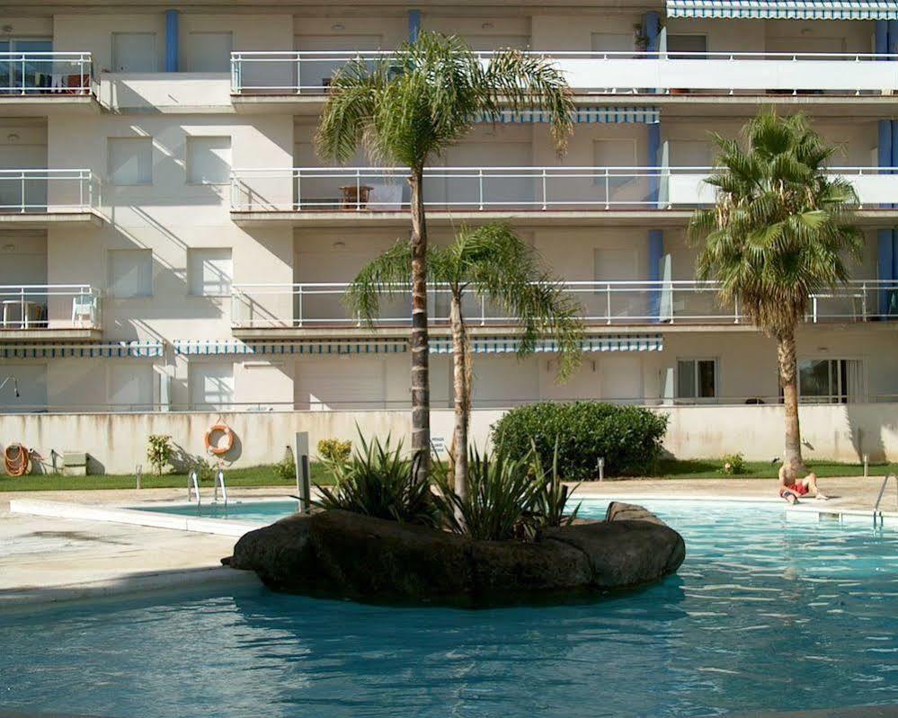 Aparthotel Rvhotels Port Canigo 2*