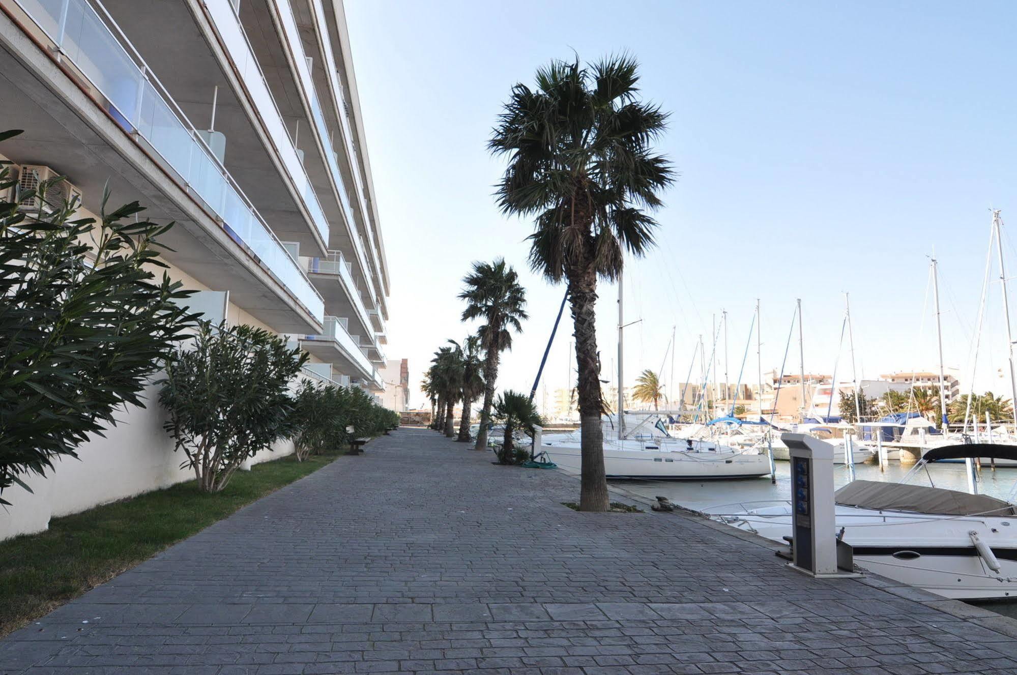 Rvhotels Port Canigo 2* Roses